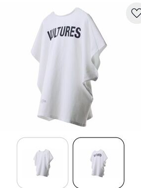 Yeezy white cream Korea vulture t-shirt 
Brand new in bag size M